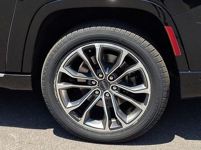 2023 Jeep Grand Wagoneer L Series III