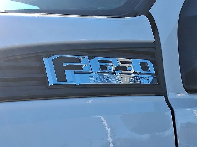 2023 Ford F-650SD Base