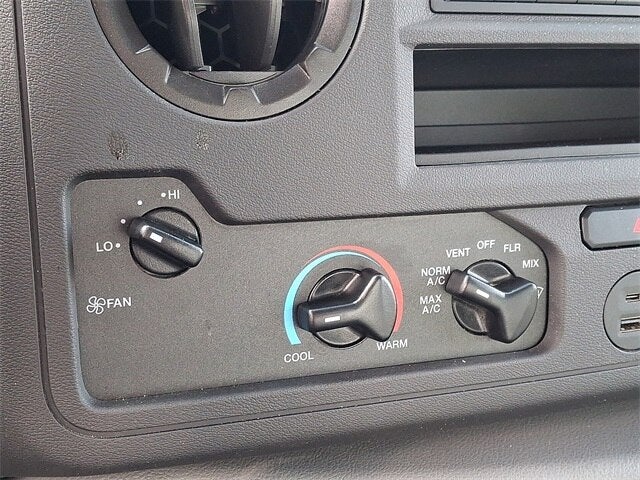 2021 Ford E-450SD Base DRW