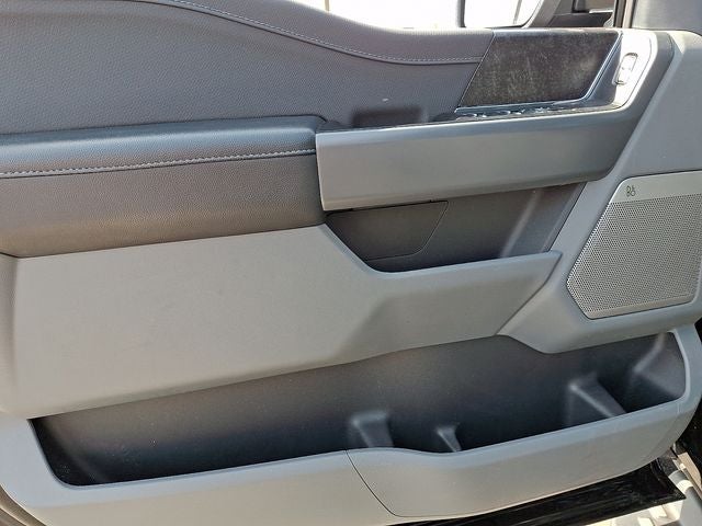 2024 Ford F-150 Lightning Flash