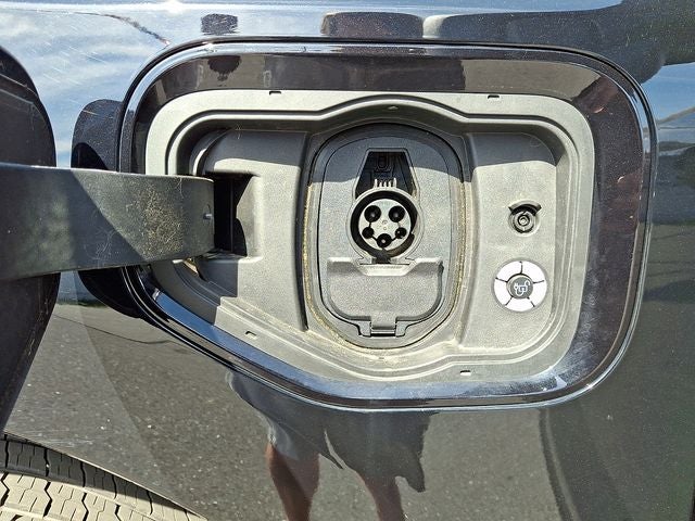 2024 Ford F-150 Lightning Flash