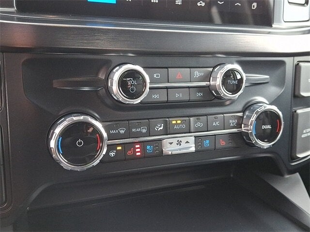 2026 Ford F-450SD Lariat DRW