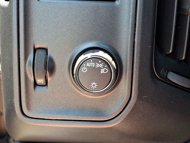 2018 Chevrolet Silverado 1500 WT