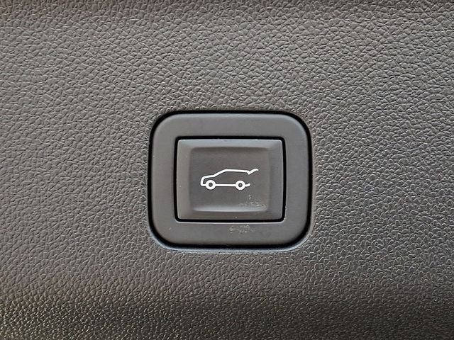 2025 Cadillac Escalade ESV Premium
