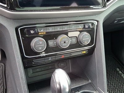 2022 Volkswagen Atlas Cross Sport 3.6L V6 SE w/Technology