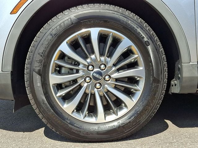 2020 Lincoln Nautilus Standard