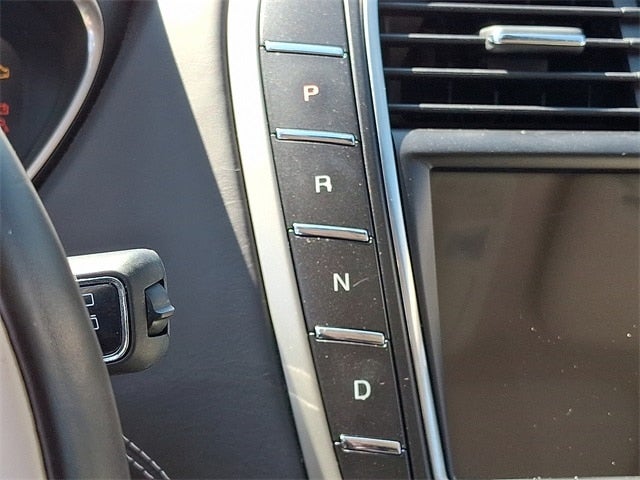 2019 Lincoln Nautilus Black Label