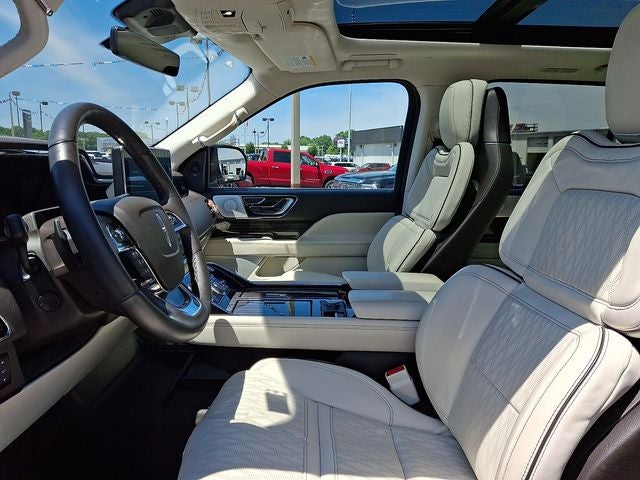 2024 Lincoln Navigator L Black Label