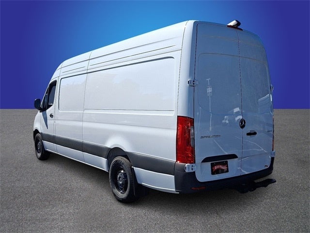 2025 Mercedes-Benz Sprinter 2500 Cargo 170 WB High Roof