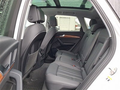 2023 Audi Q5 45 S line Premium quattro