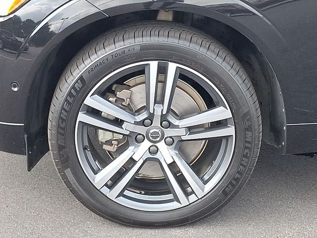 2018 Volvo XC60 T6 Momentum