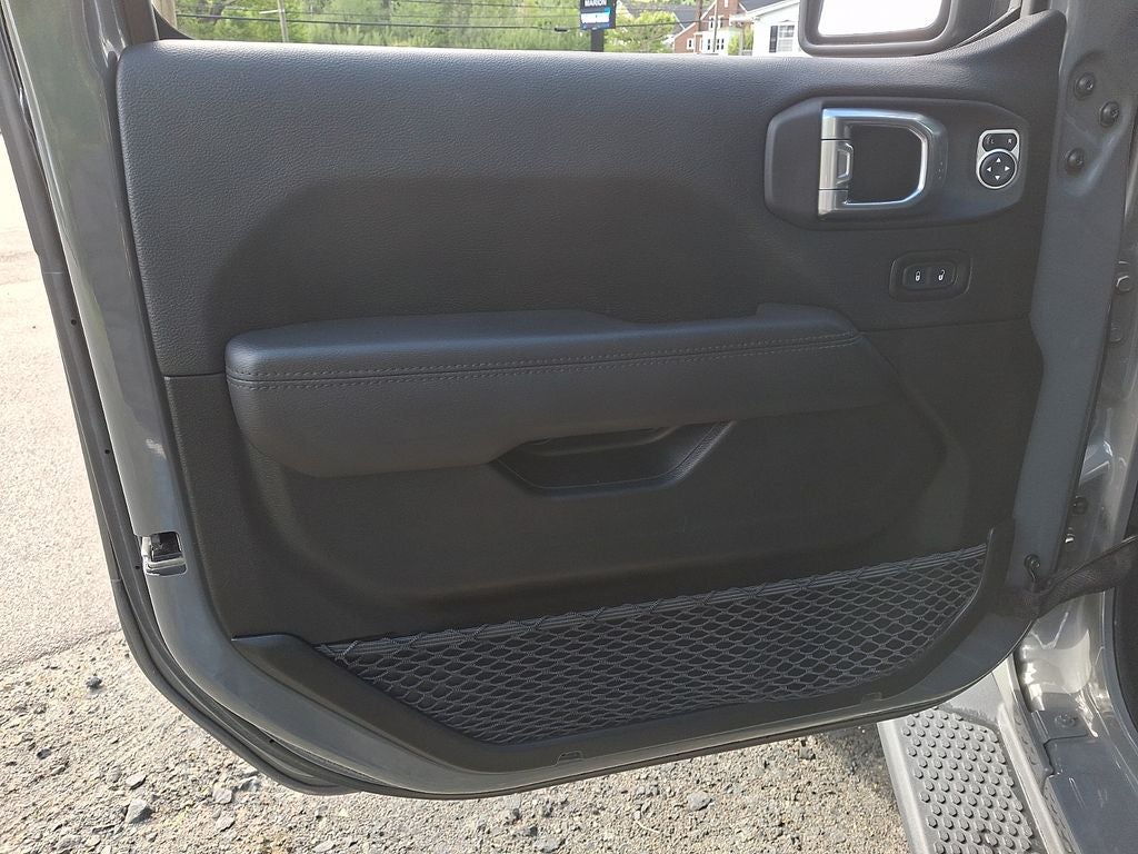 2021 Jeep Wrangler Unlimited Sahara Altitude