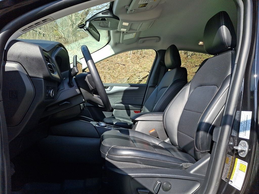 2025 Ford Escape Hybrid Platinum