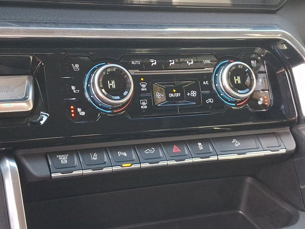 2025 GMC Sierra 2500HD Denali