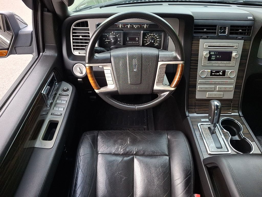2009 Lincoln Navigator Base