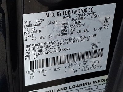 2009 Lincoln Navigator Base