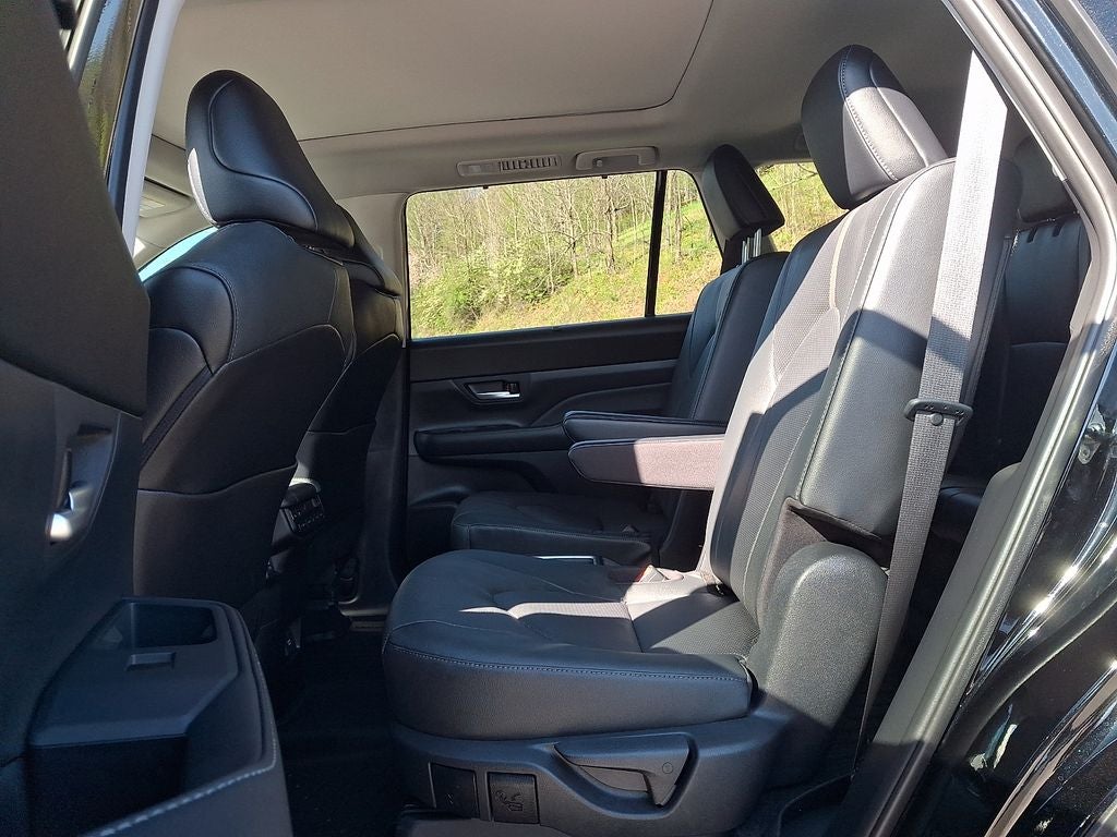 2025 Toyota Grand Highlander Platinum