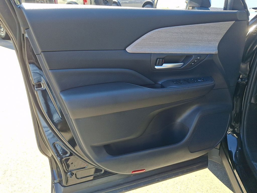 2025 Toyota Grand Highlander Platinum