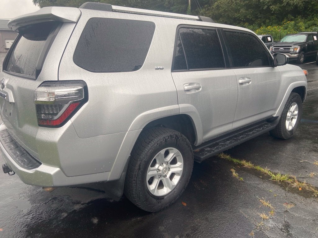 2022 Toyota 4Runner SR5