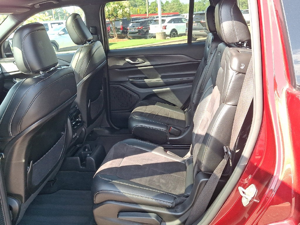 2023 Jeep Grand Cherokee L Altitude 4x4