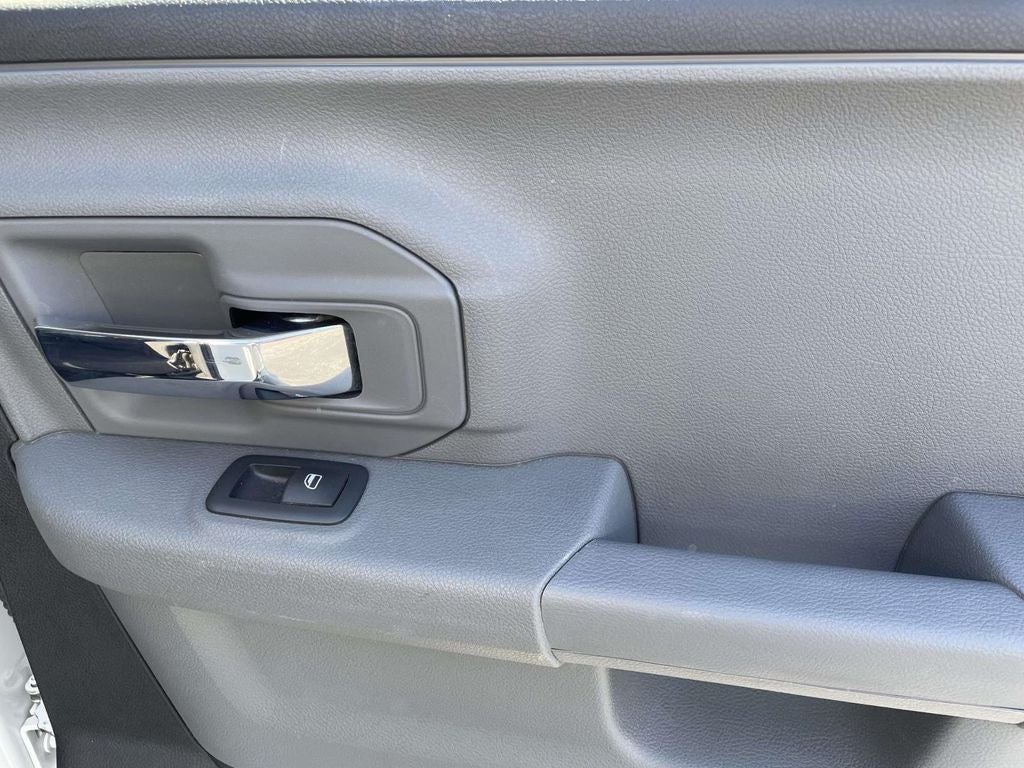 2019 RAM 1500 Classic Warlock Quad Cab 4x4 6'4' Box