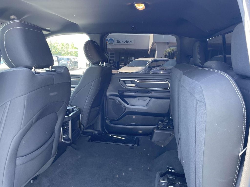 2022 RAM 1500 Big Horn Crew Cab 4x2 5'7' Box