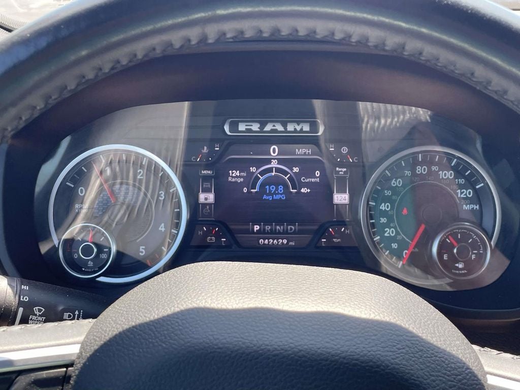 2022 RAM 1500 Big Horn Crew Cab 4x2 5'7' Box