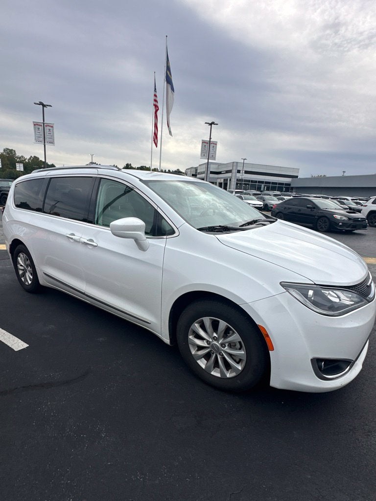 2019 Chrysler Pacifica Touring L