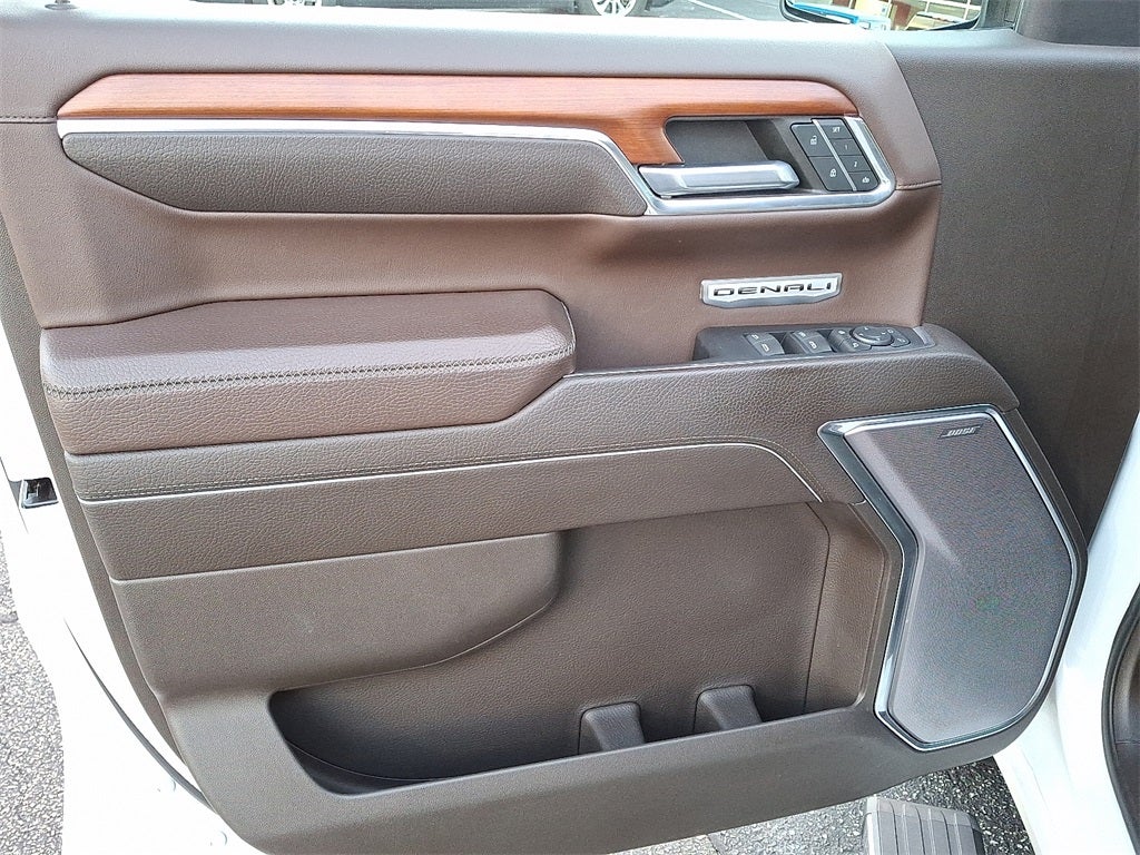 2022 GMC Sierra 1500 4WD Crew Cab Short Box Denali