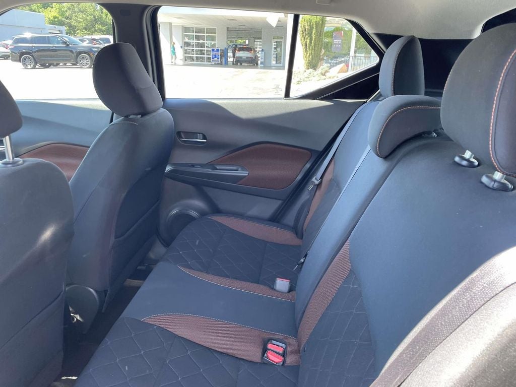 2019 Nissan Kicks SR