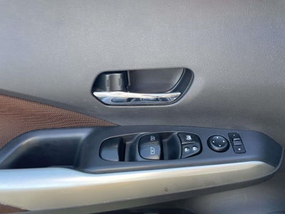 2019 Nissan Kicks SR
