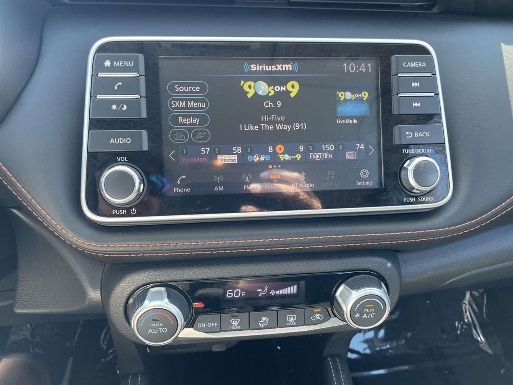 2019 Nissan Kicks SR