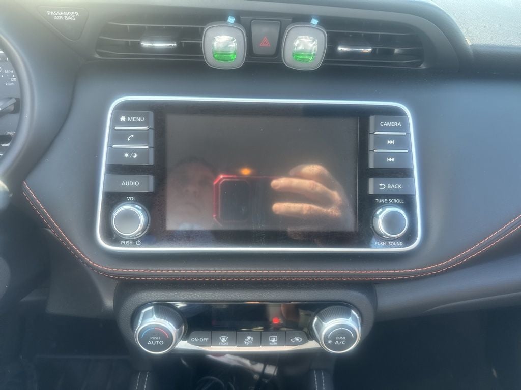 2019 Nissan Kicks SR