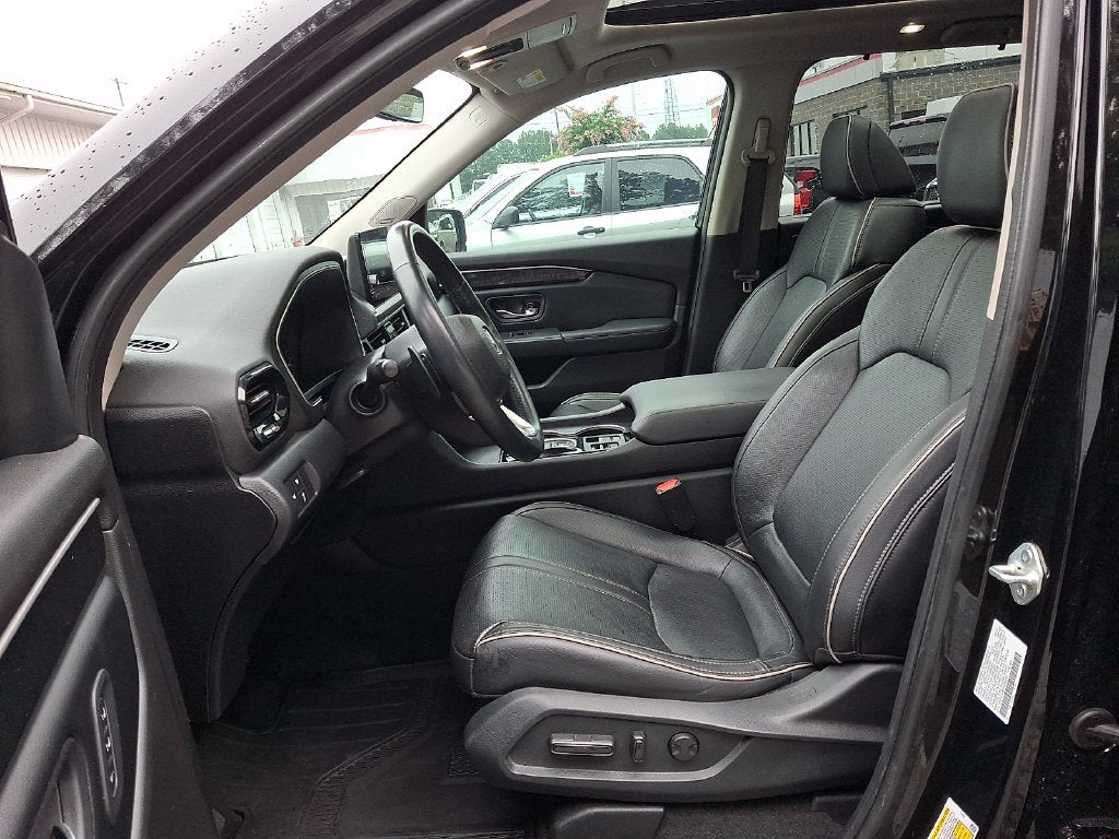 2023 Honda Pilot AWD Elite