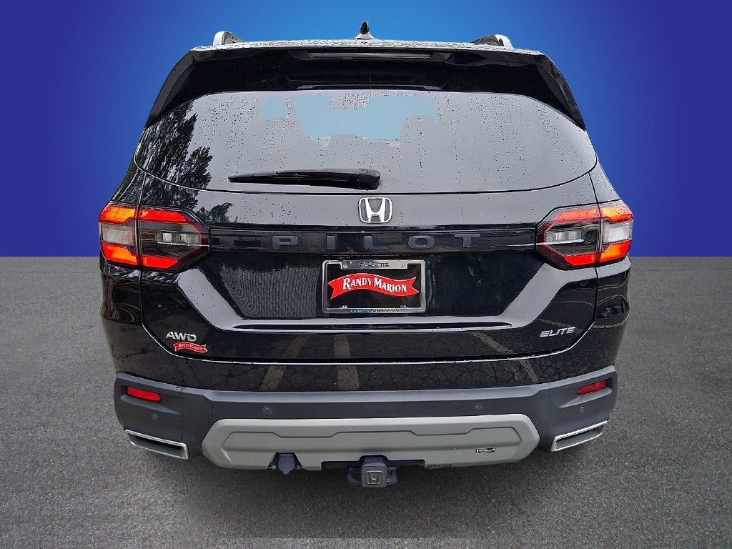 2023 Honda Pilot AWD Elite