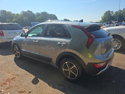 2025 Kia Niro LX