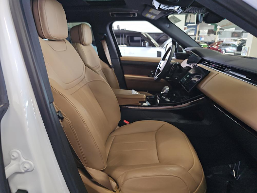 2024 Land Rover Range Rover Sport SE