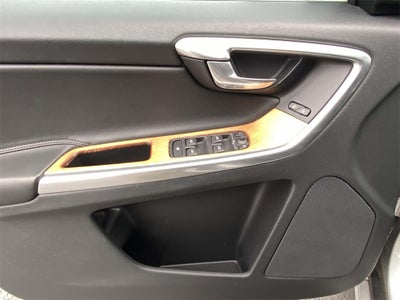 2017 Volvo XC60 T5 Inscription