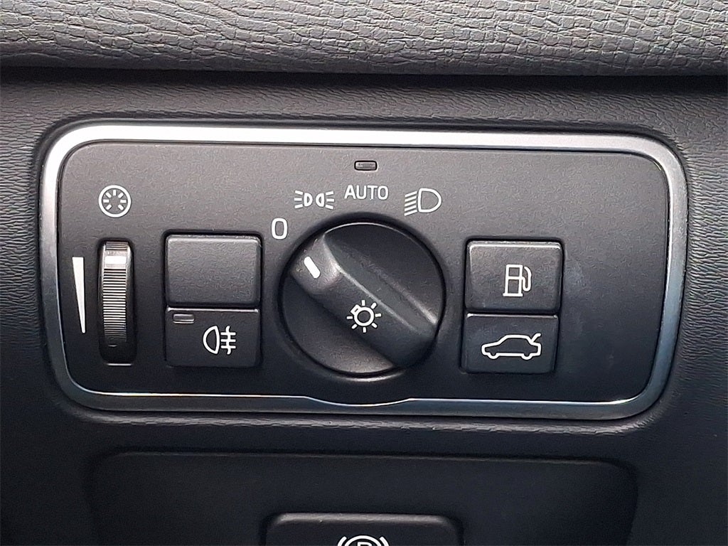 2017 Volvo XC60 T5 Inscription