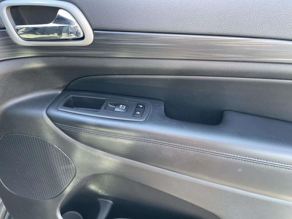 2020 Jeep Grand Cherokee Laredo E