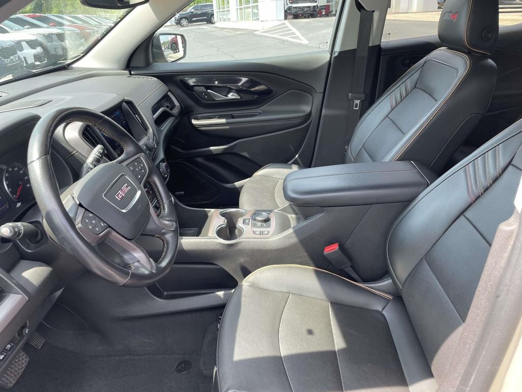 2022 GMC Terrain AT4