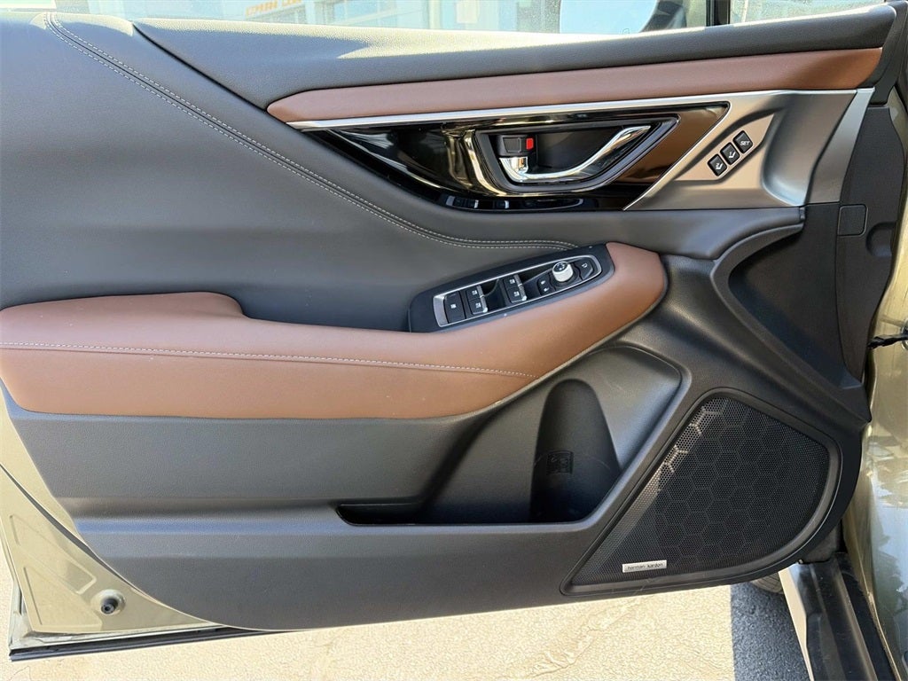 2022 Subaru Outback Touring XT