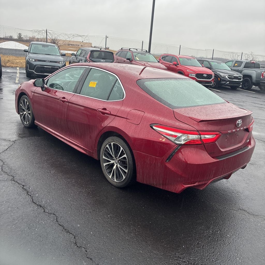 2018 Toyota Camry SE