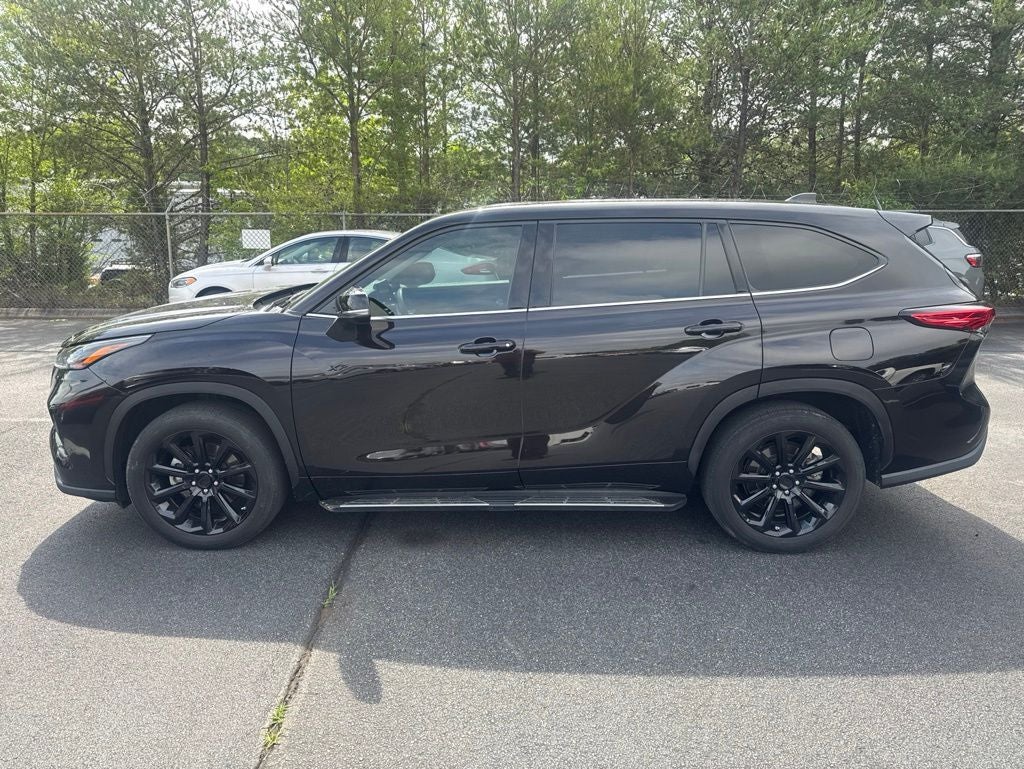 2022 Toyota Highlander L