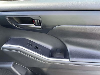 2022 Toyota Highlander L