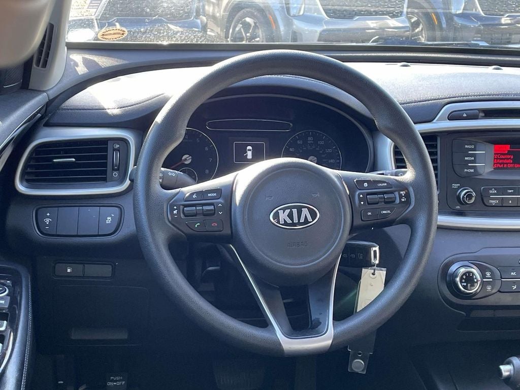 2017 Kia Sorento L
