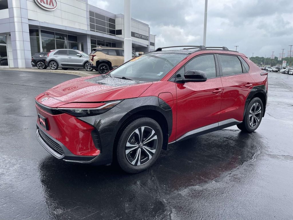 2025 Toyota bZ4X XLE