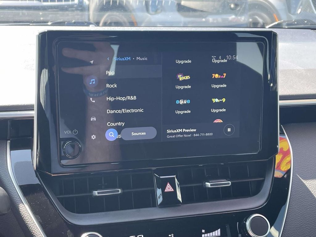 2025 Toyota Corolla Hatchback SE