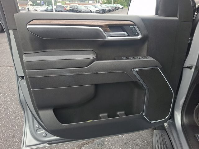 2025 Chevrolet Silverado 1500 LT LT1