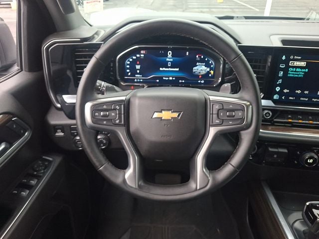 2025 Chevrolet Silverado 1500 LT LT1